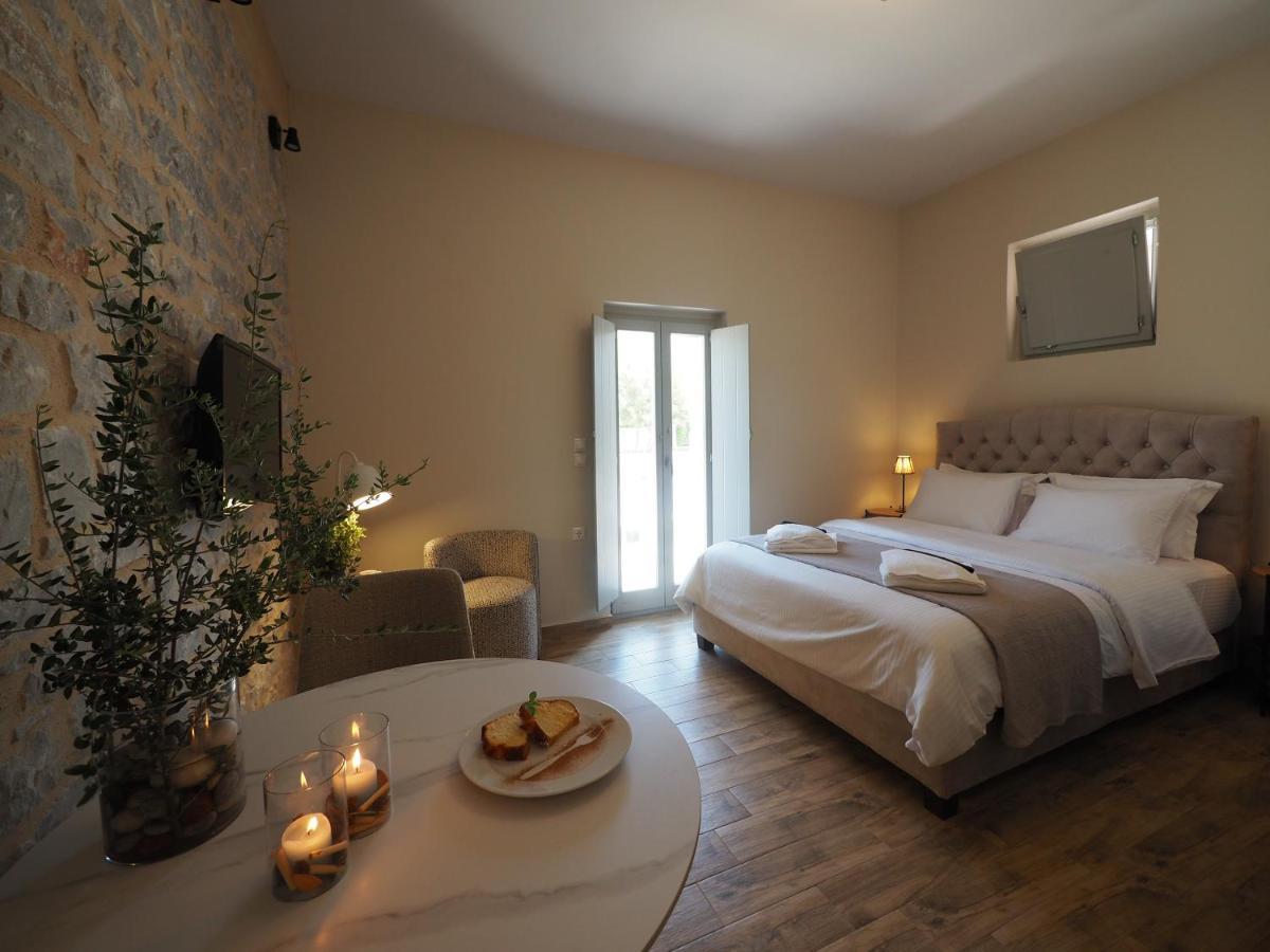 Terra Di Pietra Exclusive Suites & Apartments Areopoli Luaran gambar