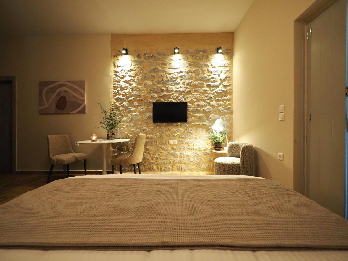 Terra Di Pietra Exclusive Suites & Apartments Areopoli Luaran gambar