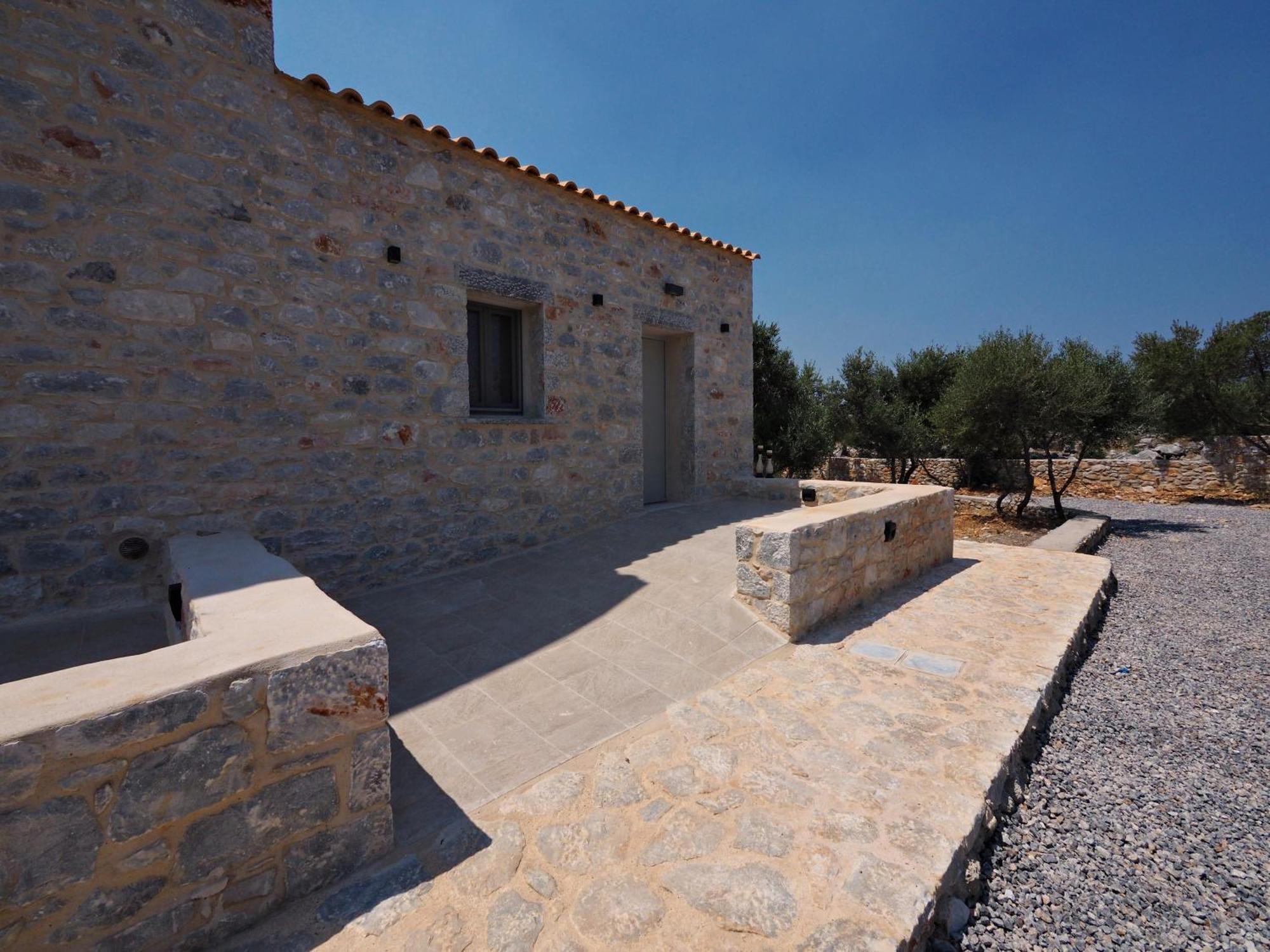 Terra Di Pietra Exclusive Suites & Apartments Areopoli Luaran gambar