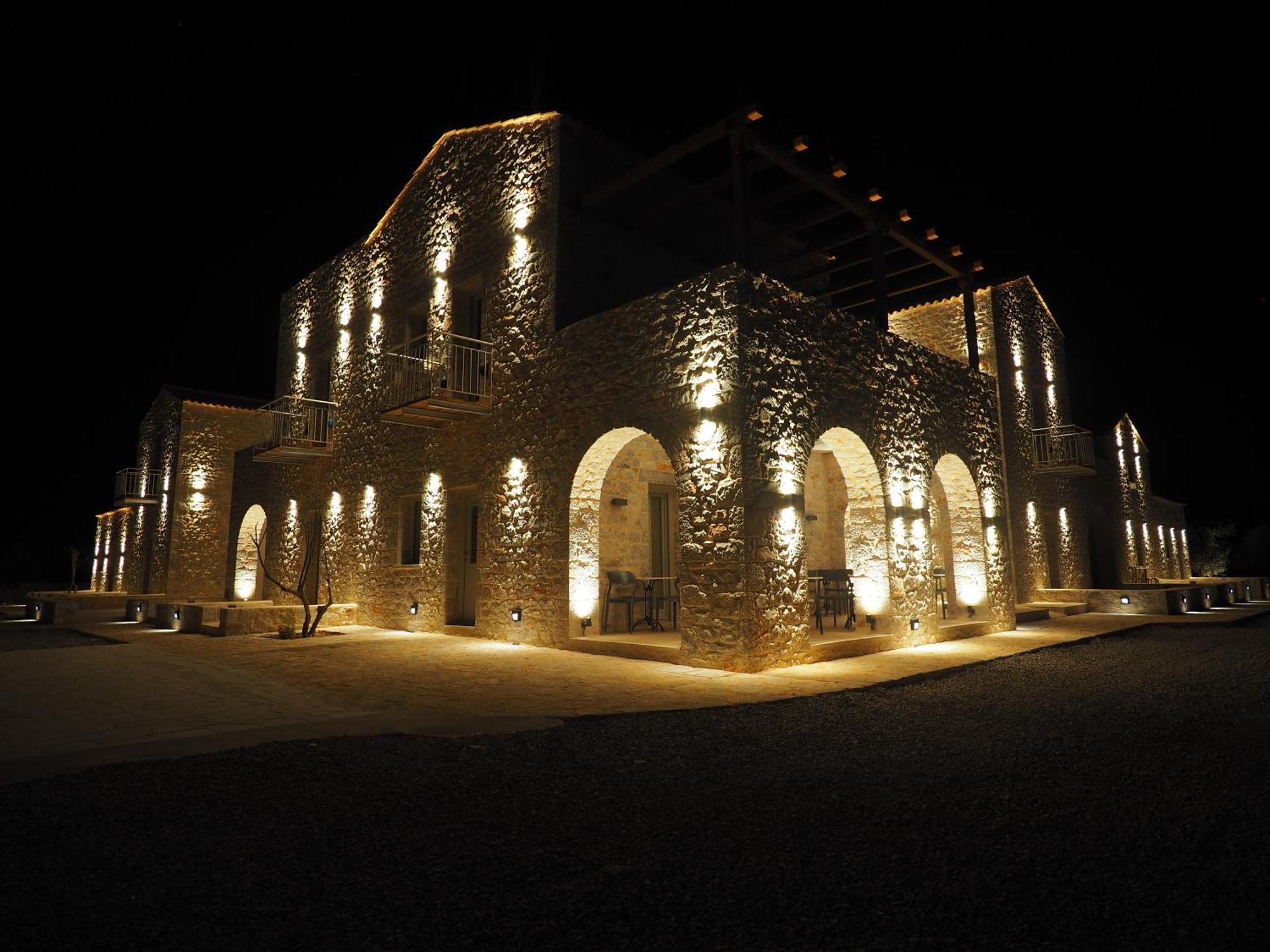 Terra Di Pietra Exclusive Suites & Apartments Areopoli Luaran gambar