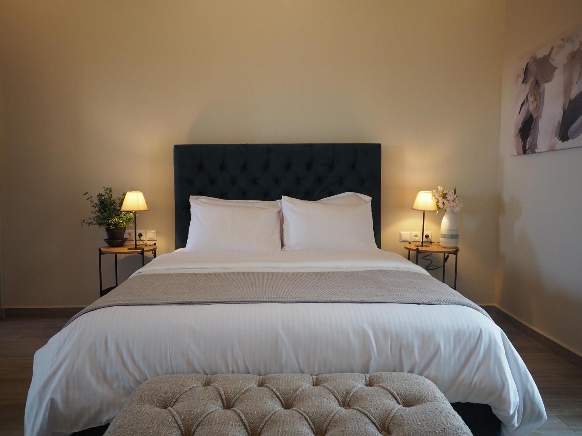 Terra Di Pietra Exclusive Suites & Apartments Areopoli Luaran gambar