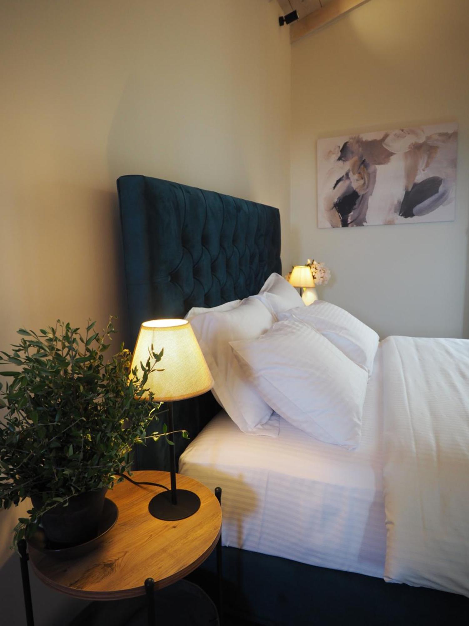 Terra Di Pietra Exclusive Suites & Apartments Areopoli Luaran gambar